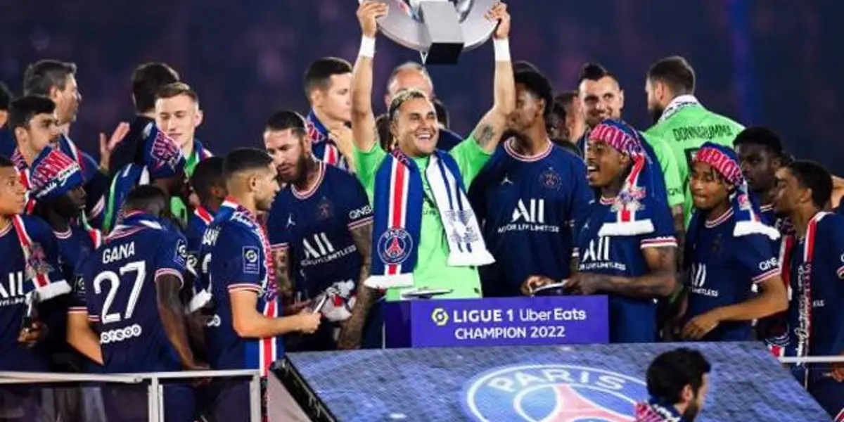 Portero Keylor Navas celebrando un título de la Ligue 1. Foto: PSG.