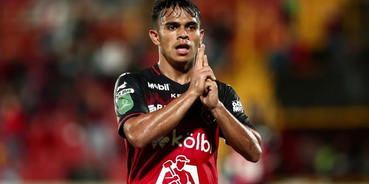 Aarón Suárez consiguió un destacado premio a la altura de los grandes.