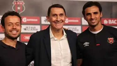 Ahora, ambos personajes estarán a cargo del club erizo, pero no han olvidado la polémica de Alemania 2006