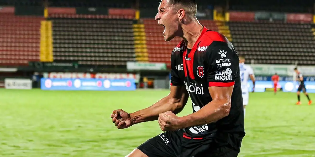 Alexis Gamboa tuvo opciones para salir de Alajuelense y convertirse en nuevo legionario