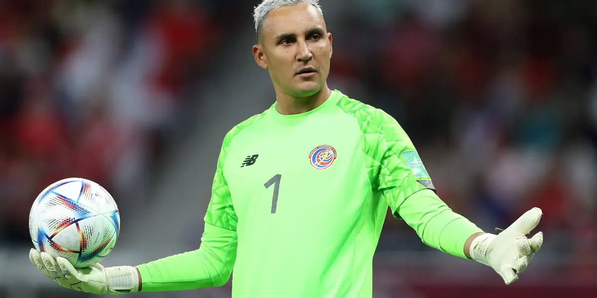 Arquero tico termina contrato con el PSG y podría abandonar el combinado tico