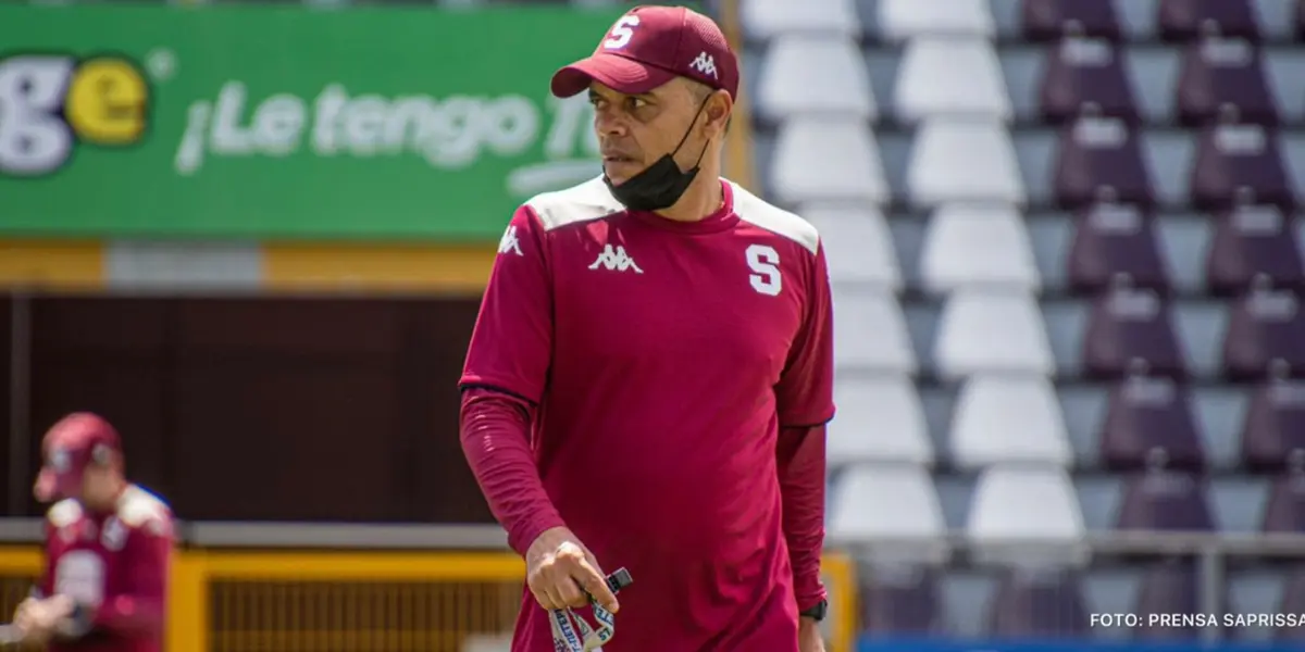 Asistente técnico morado quiere afinar una línea para destacar internacionalmente