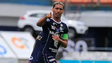 Atacante cubano fue acusado de tener un comportamiento inadecuado en el club brumoso