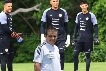 Claudio Vivas llegó a realizar una revolución completa en La Sele.