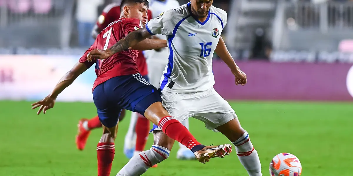 Costa Rica decidió arrancar la serie definitiva como local.