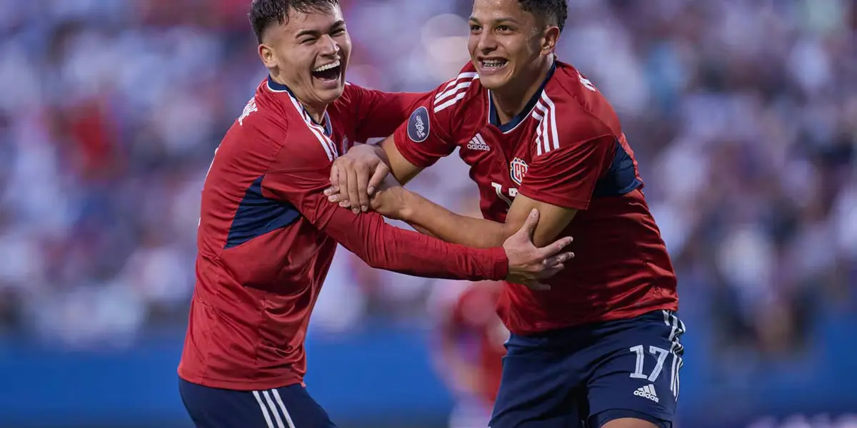 Crack y delantero del Saprissa podría dejar el país en el próximo mercado de piernas