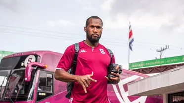 Defensor morado seguirá fuera de las canchas por lesión