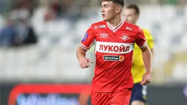 Delantero nacional marcó el 5-0 para cerrar la goleada en el partido amistoso de su nuevo equipo