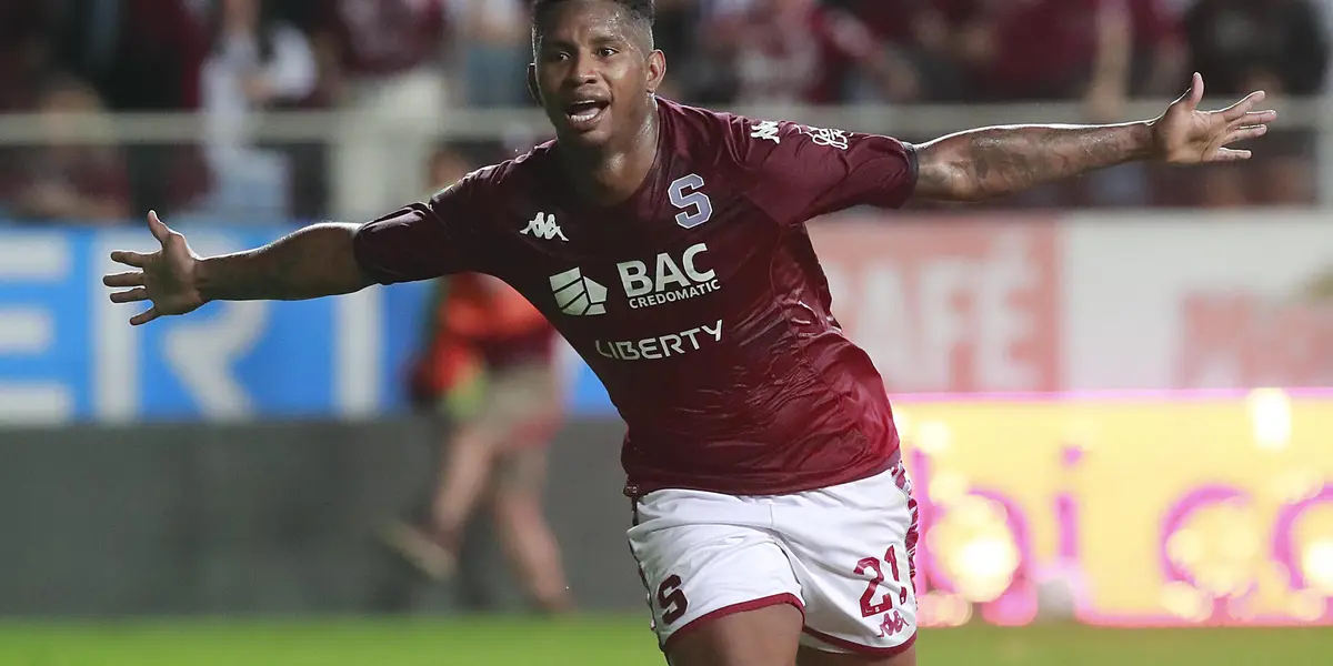Denfensor panameño marcó dos asistencias en la goleada de Saprissa 3-0 ante Puntarenas F.C.