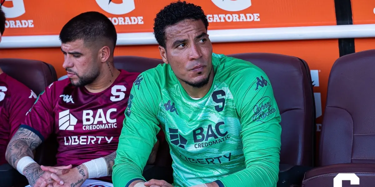 El arquero del campeón de Costa Rica no se guardó nada y tiene a la afición del club como loca