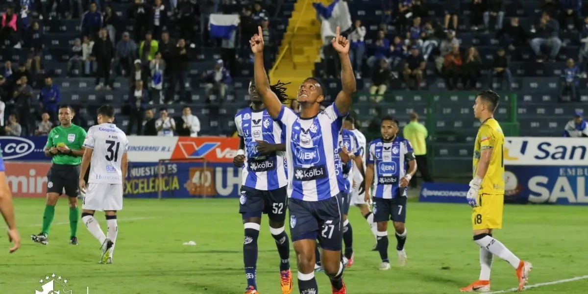 El artillero del equipo blanquiazul podría ser de la partida este martes.