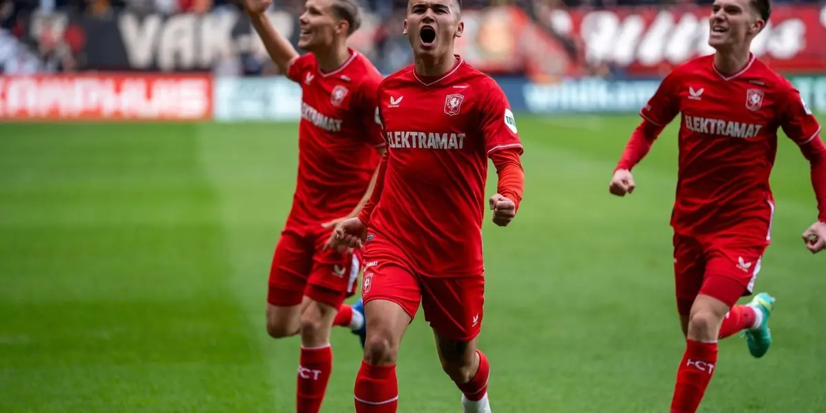 El artillero nacional colaboró con gol en la victoria de los “Tucckers”.