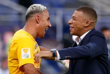 El astro francés terminó por romper un vestuario que está más que dividido.