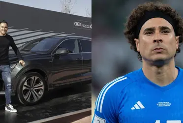 El aún arquero del París Saint Germain se desplaza por las calles de París en un auto de lujo