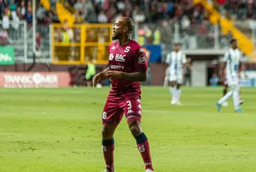 El defensor del Saprissa reveló los motivos que lo llevaron a renovar con el cuadro morado.