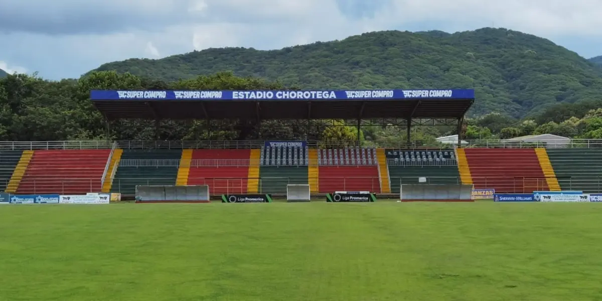 El equipo de Nicoya espera estrenar iluminación para el próximo torneo.