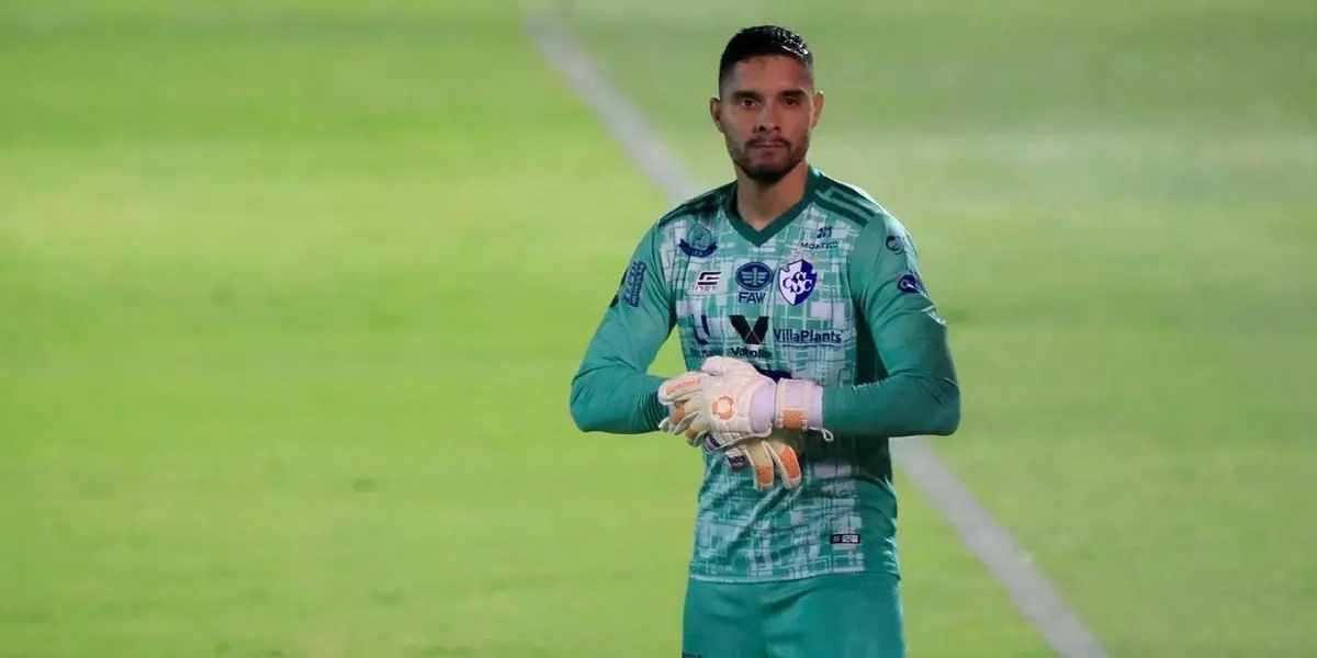 El meta de los blanquiazules no ve el momento del Cartaginés como para calificarlo de crisis.