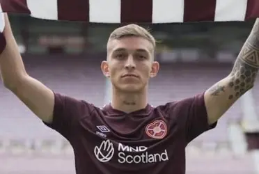 El nacional fue presentado con el Hearts of Midlothian de Escocia.