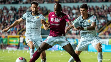El Team envió a un equipo muy joven a cancha, mientras que los morados a sus mejores hombres para disputar el Clásico del buen fútbol