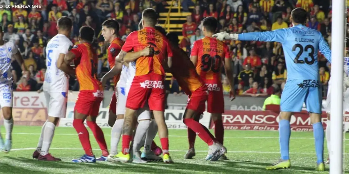 El Team logró empatar, luego de ir perdiendo en su estadio