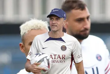 El técnico del equipo galo es claro sobre las condiciones que busca en sus porteros.