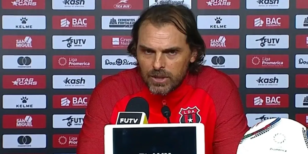 El timonel sudamericano hace rotaciones ante los Verdes FC.