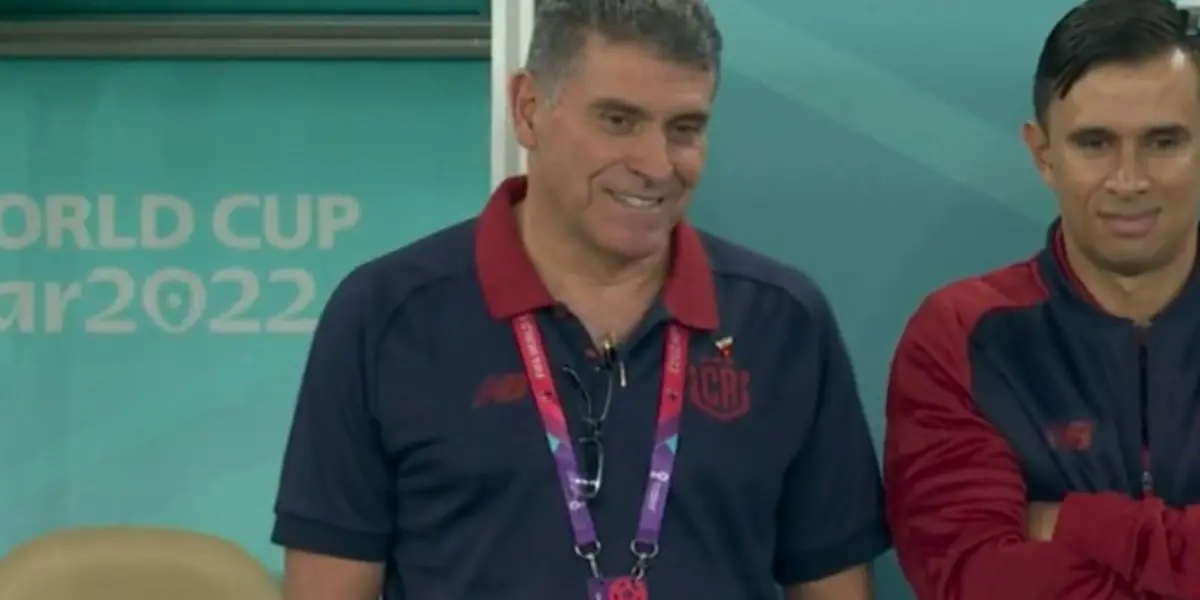 El ya ex timonel de la Selección de Costa Rica se despidió formalmente de La Sele.