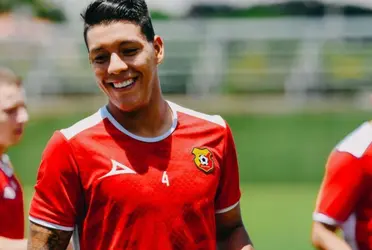 El zaguero de Herediano recibió insultos de “Positivo” en el compromiso de ayer.