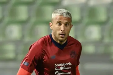 El zaguero del Konyaspor es consciente en que Costa Rica tiene que mejorar y mucho.