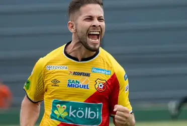 Elías Aguilar está de vuelta en Herediano tras su paso por el fútbol de Asia.