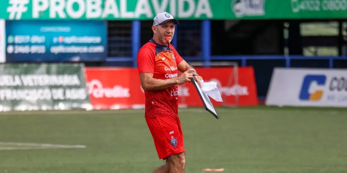 Entrenador de San Carlos atacó fuertemente las programaciones de Unafut