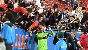 Equipo francés quiso quedar como los grandes y los aficionados no perdonaron