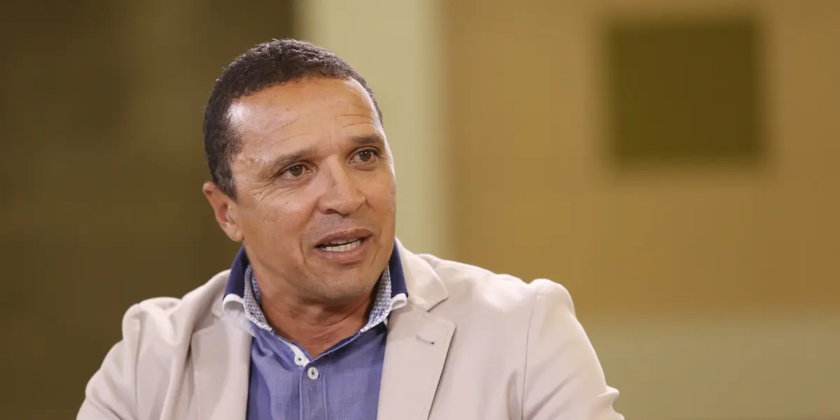 Erick Lonis arremetio contra los dirigentes que se quejan de los árbitros en el fútbol nacional.