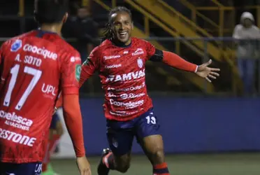 Es de los mejores delanteros del país y no se le da el mérito que se merece