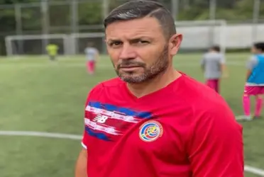 Es un histórico de la Selección Nacional y no dudo en arremeter contra el referente de Costa Rica