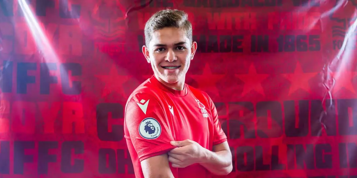 Este sábado, al jugador le llegó el momento que tanto estaba esperando en el fútbol inglés