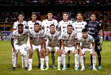 Esto genera controversia entre la hinchada de los equipos, y pone en discusión el hecho de cuál título es más importante para ganarlo