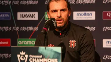 Estratega argentino ofreció disculpas por la paliza recibida