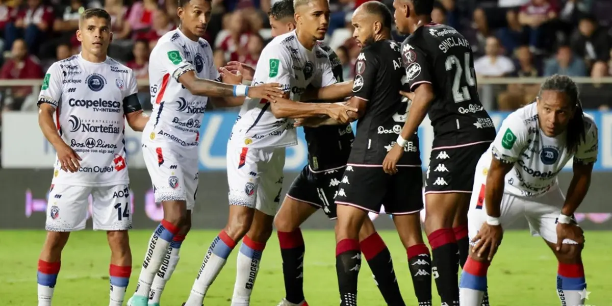 Estratega dejó fuera de los escogidos a dos figuras de peso que podrían generarle mucho en cancha