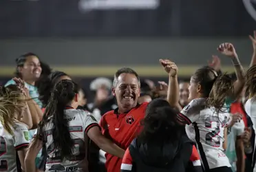 Exjugador manudo cuestiona al mandatario por comentario contra su club