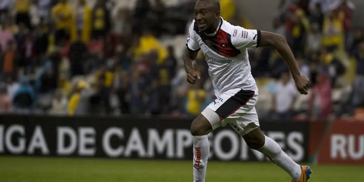 Famoso jugador se dejó ver por las instalaciones del club manudo