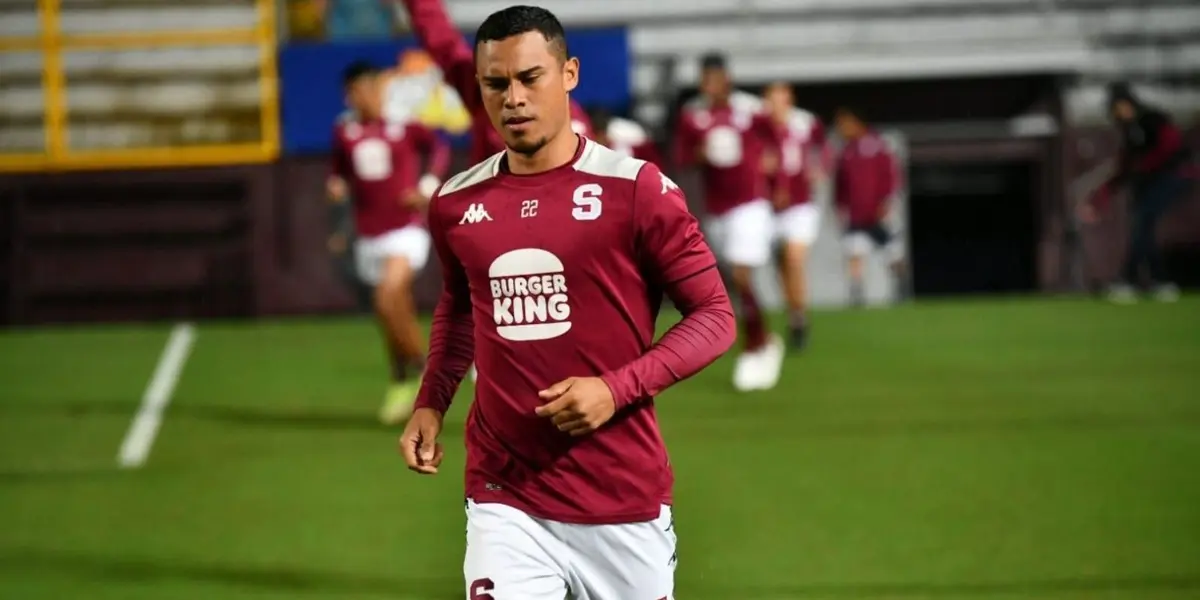 Finalmente se dieron a conocer los dos clubes que están tras los pasos de Youstin Salas