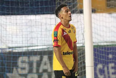 Fue anunciado este jueves como nuevo jugador de este equipo, el brasileño busca más éxitos y minutos en el equipo donde jugará