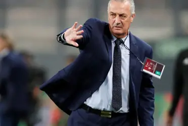 Gustavo Alfaro se convierte en el técnico número 55 en la historia de la Selección.