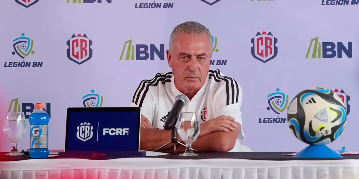 Gustavo Alfaro sorprende con algunos nombres y otras ausencias en prelista