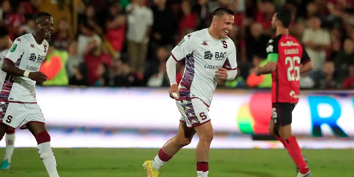 Jugador de Saprissa hizo un reencuentro especial con un manudo a pocos días del partido más importante de la jornada ocho