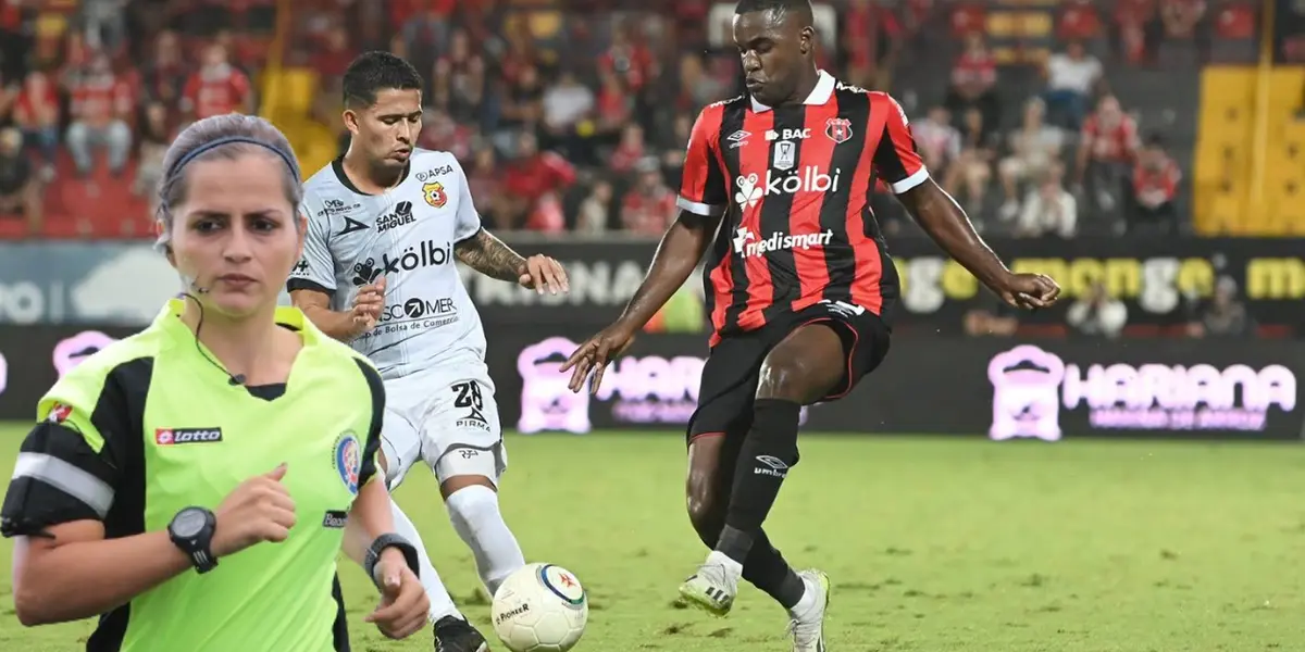 Jugadores de Herediano y Alajuelense en un encuentro. Foto: La Nación.