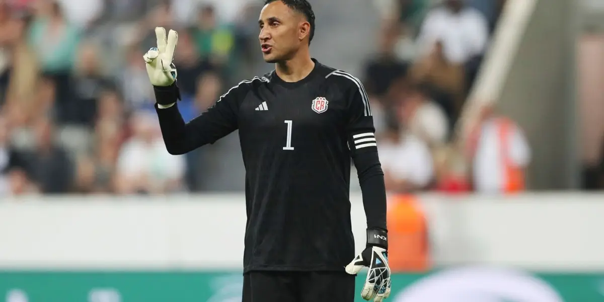 Keylor Navas vistiendo la camiseta de la Selección Nacional