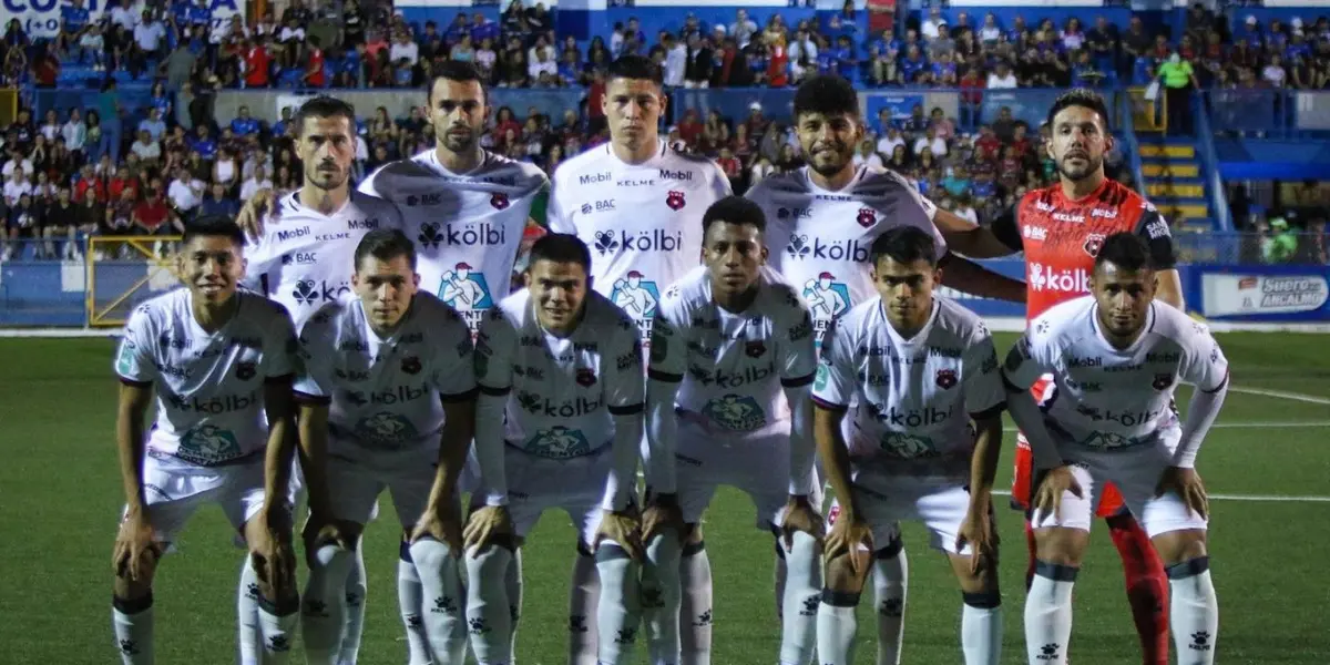 La afición de Alajuelense cree que el equipo falla a la hora grande, sin embargo en el equipo dicen otra cosa