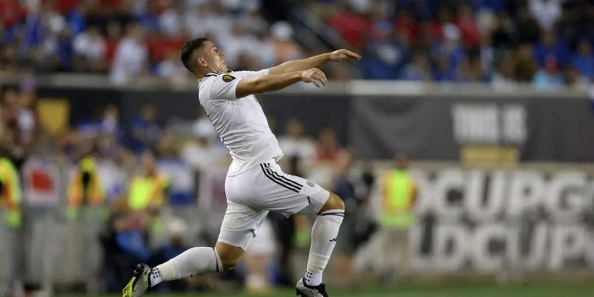 La Federación Costarricense de Fútbol emitió el comunicado de la lesión de Carlos Mora.